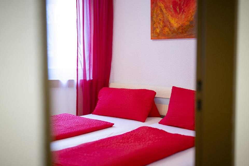 Chasa Serras A - Reitberger Apartment in Canton of Grisons