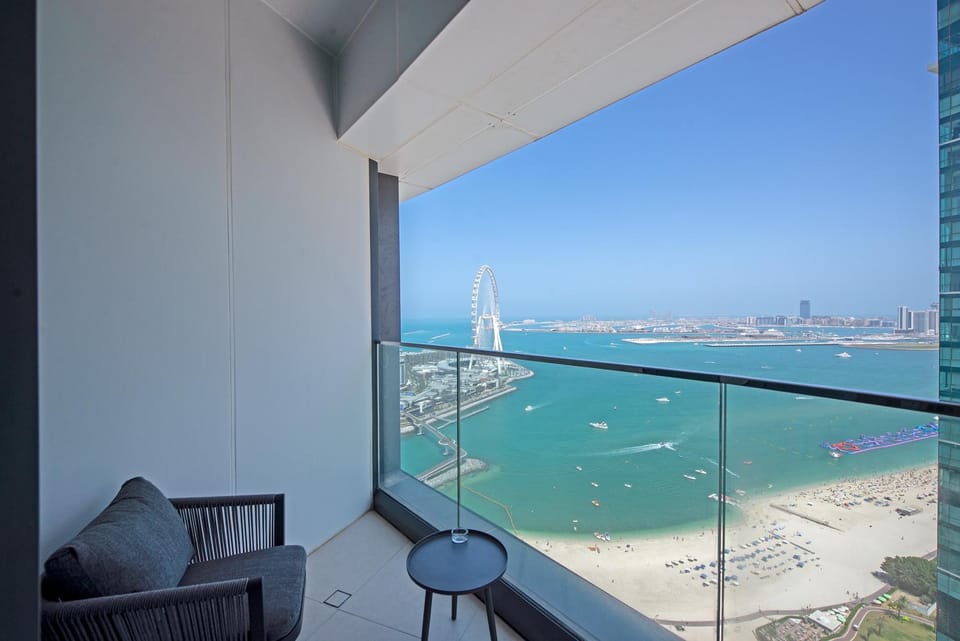 Balcony/Terrace, Seating area, Beach, Sea view