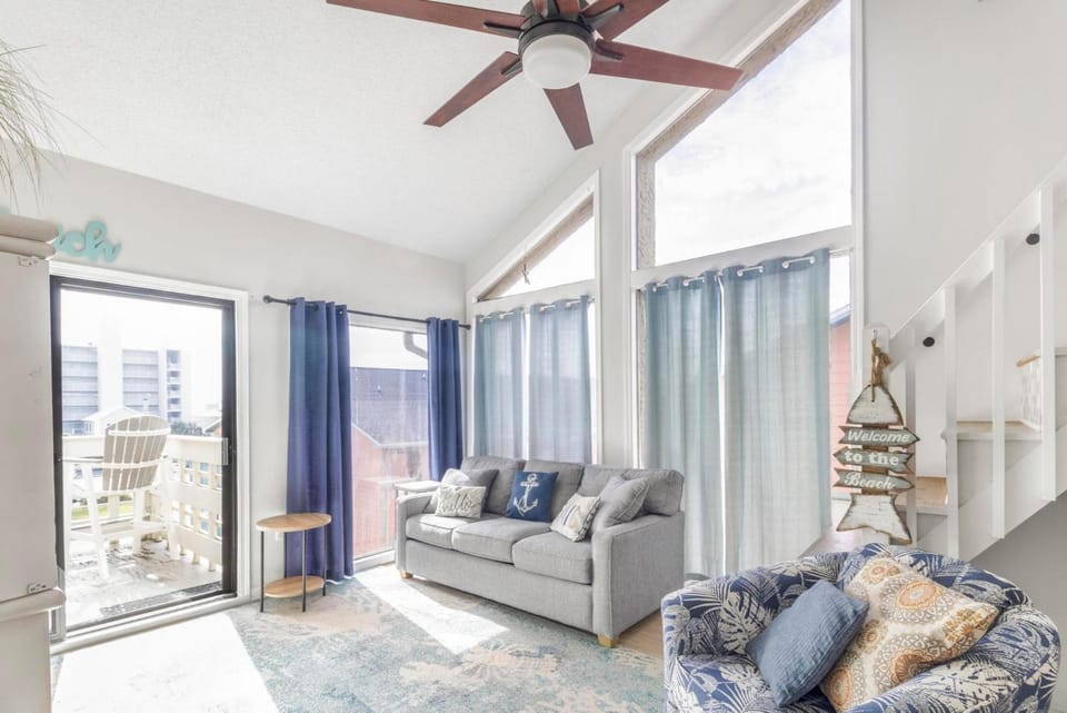 The Village 15D by Vacation Homes Collection Apartment in West Beach