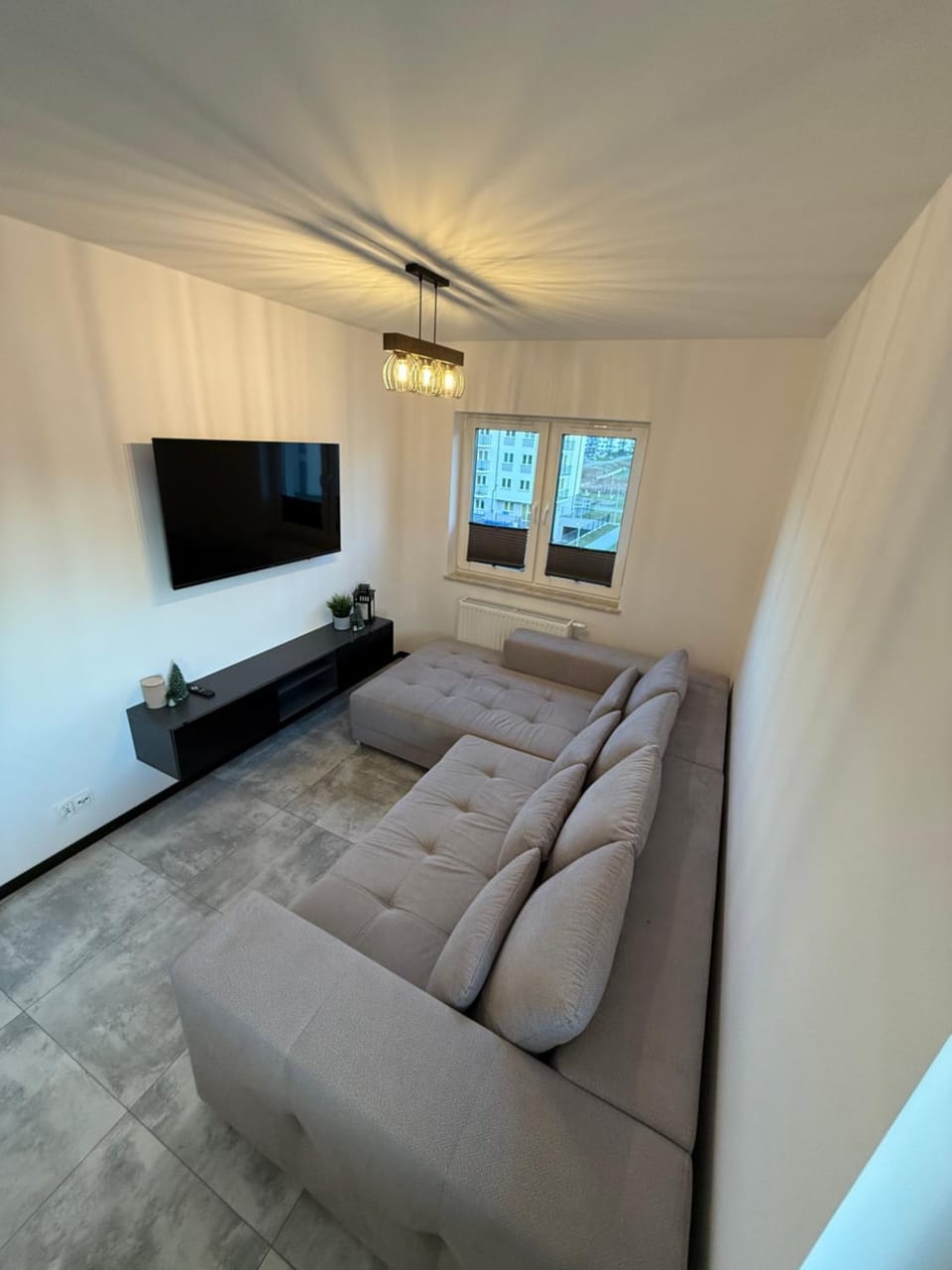 Communal lounge/ TV room, TV and multimedia, Living room, Seating area, Evening entertainment