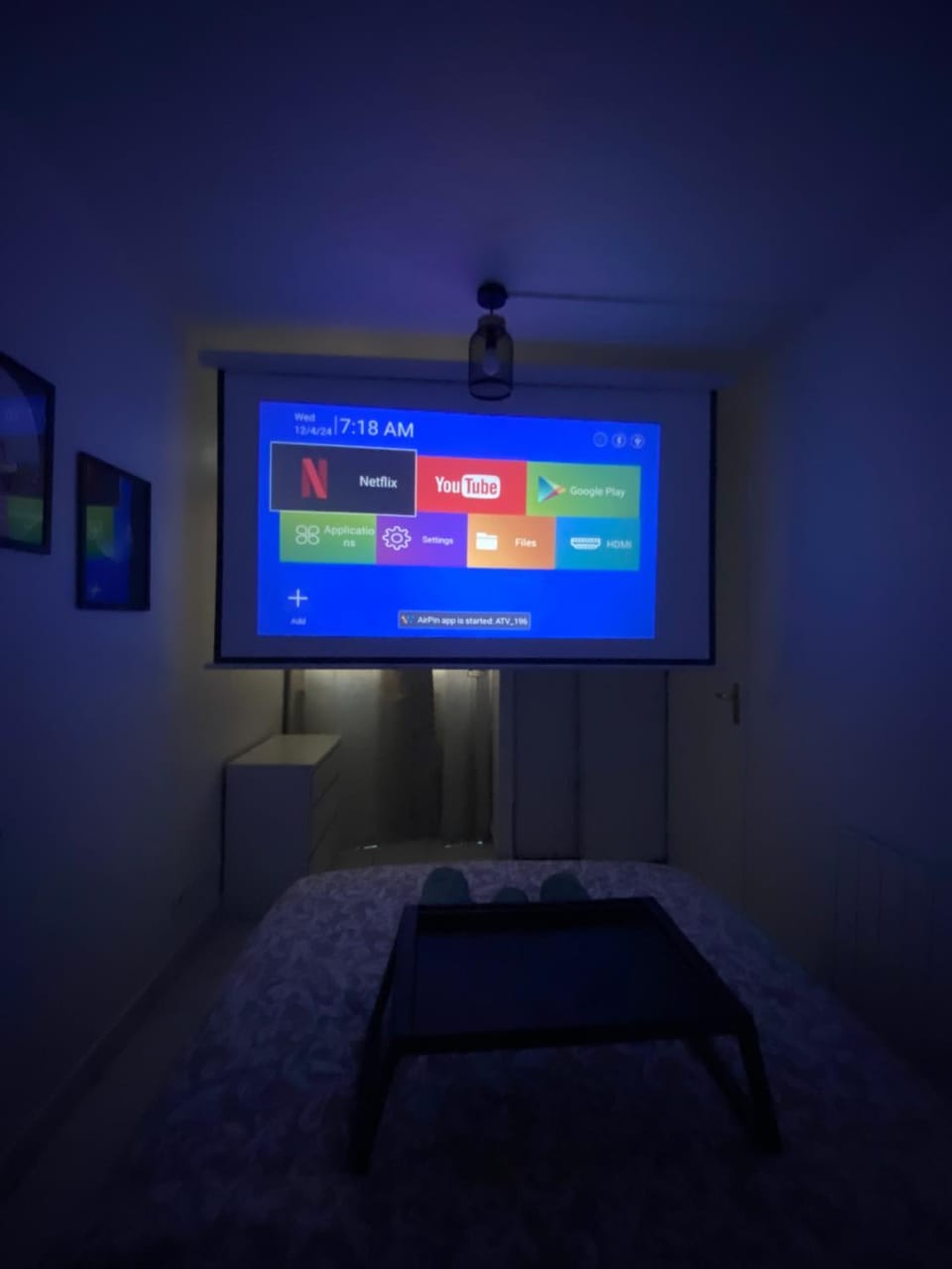 Appartement 2 pièces avec Projecteur à 100m du métro Apartment in Saint-Denis, France