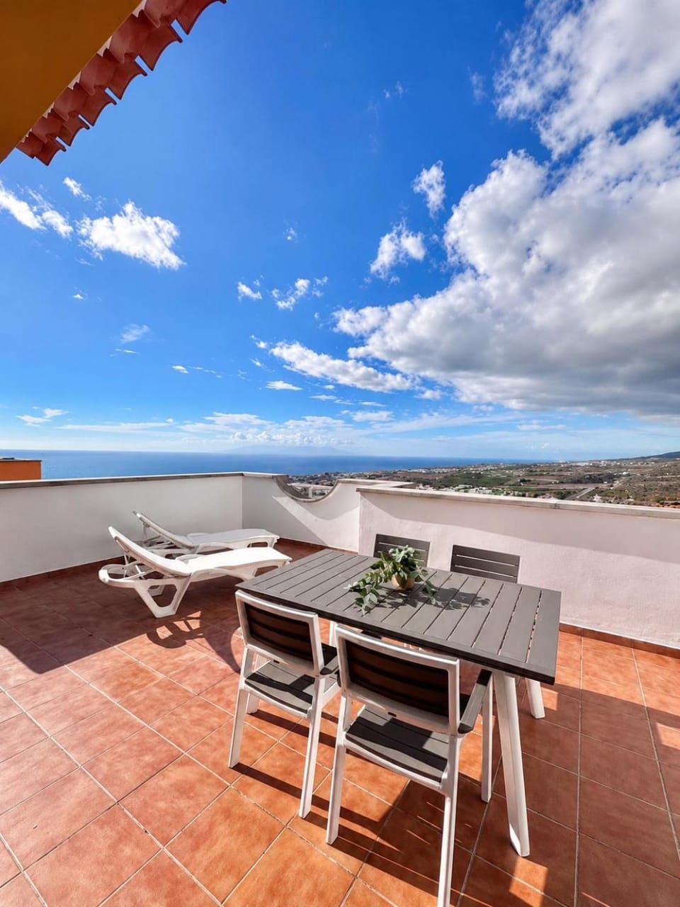 Ocean View Haven, Perla Del Mar Apartment in Costa Adeje