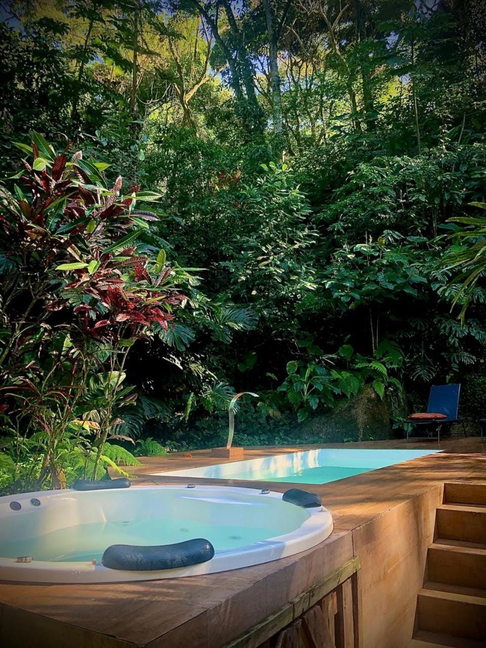 Hot Tub, Swimming pool