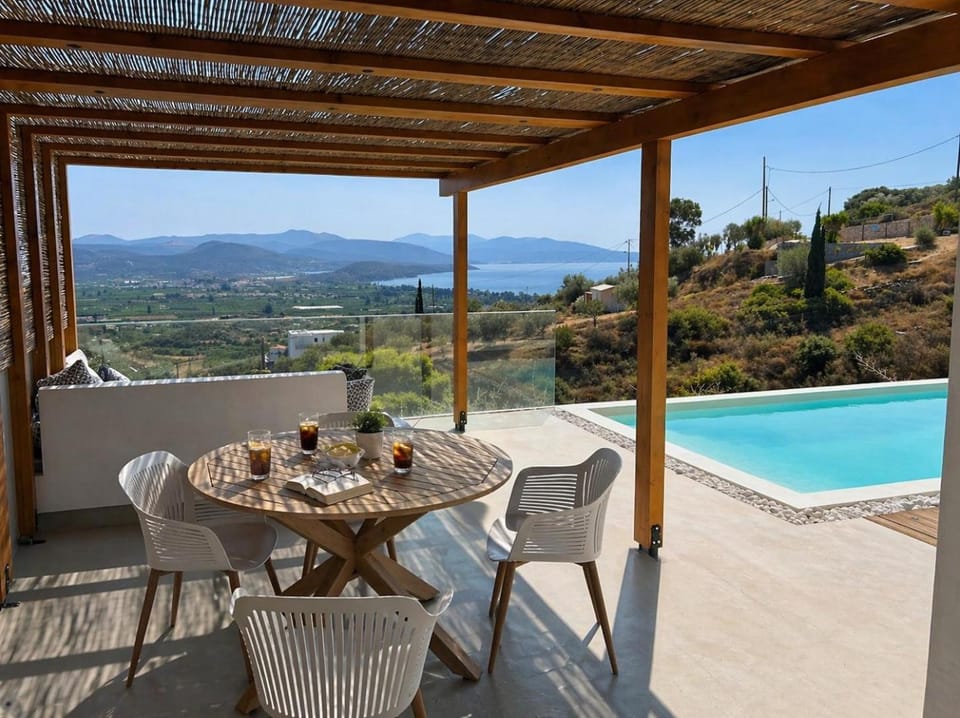 Property building, View (from property/room), Sea view, Swimming pool