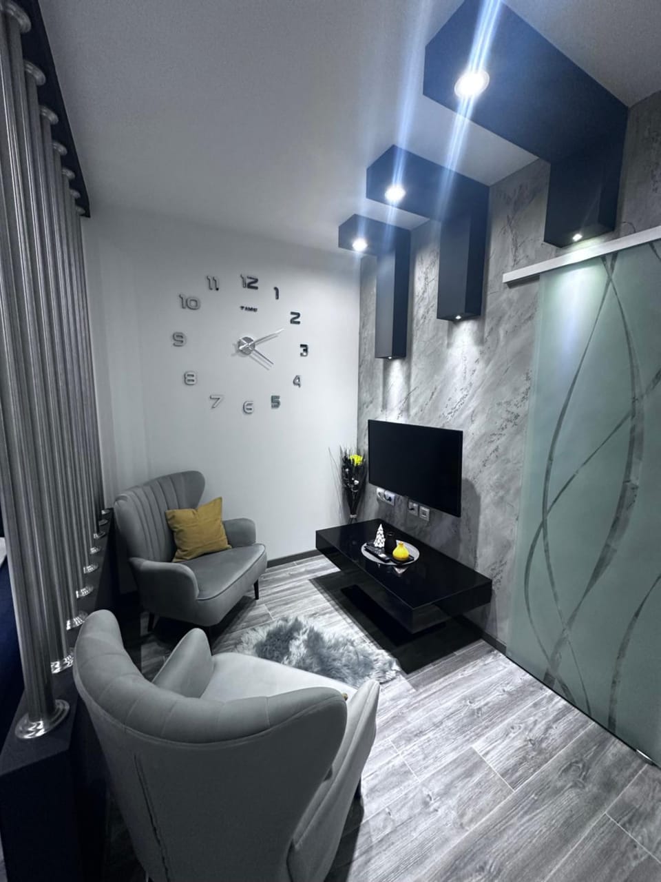 Communal lounge/ TV room, TV and multimedia, Seating area, Evening entertainment
