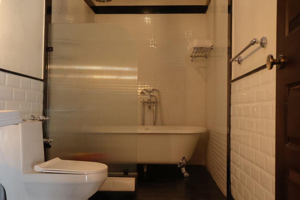 Bathroom, Bath