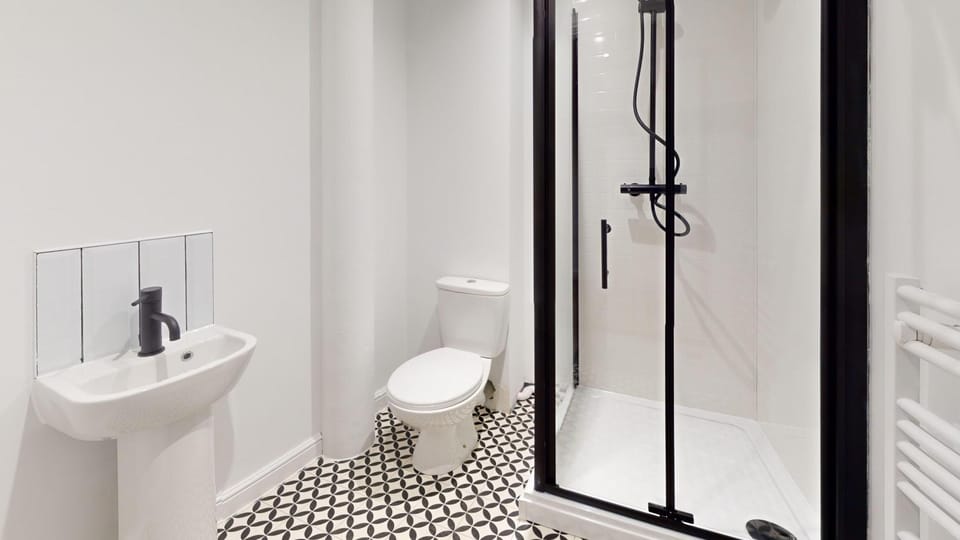 Shower, Toilet, Bathroom