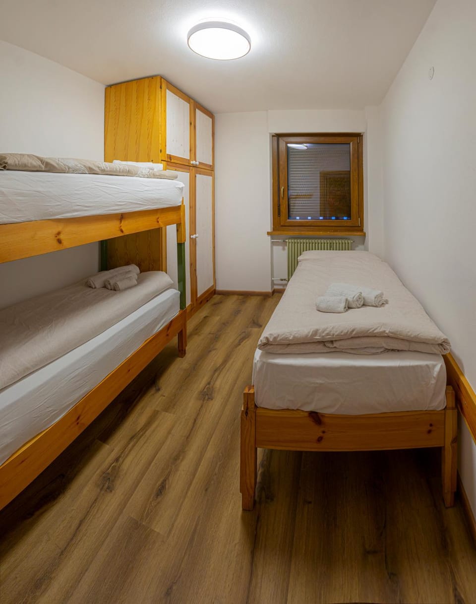 bunk bed