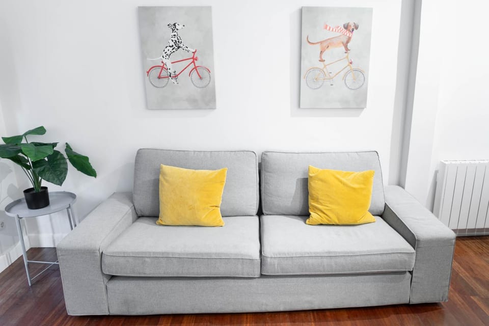 Communal lounge/ TV room, Living room