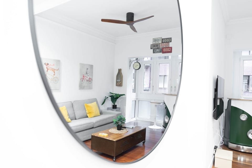 Communal lounge/ TV room, TV and multimedia, Living room
