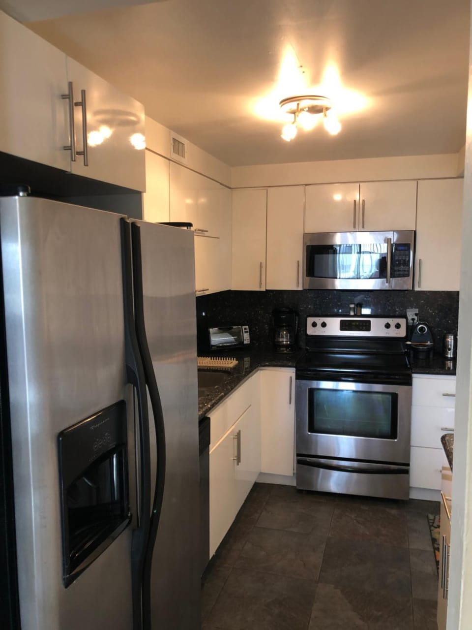 Golden Isles Suite 315 Apartment in Hallandale Beach