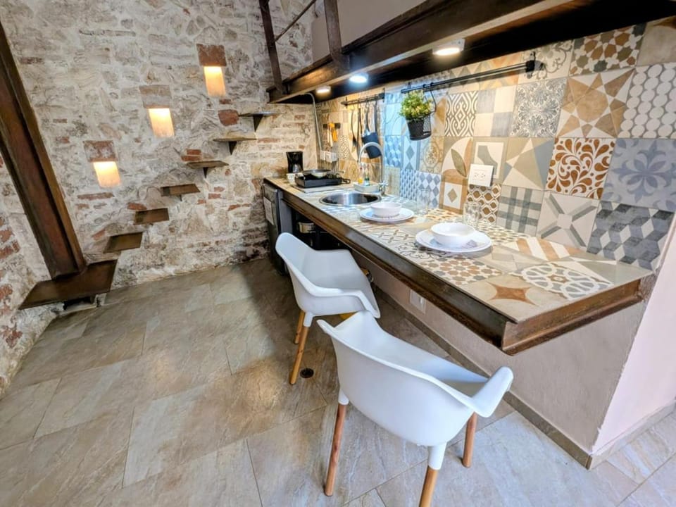 Duplex 5 Min Walk To All Spots In Historic Center Apartment in Cartagena