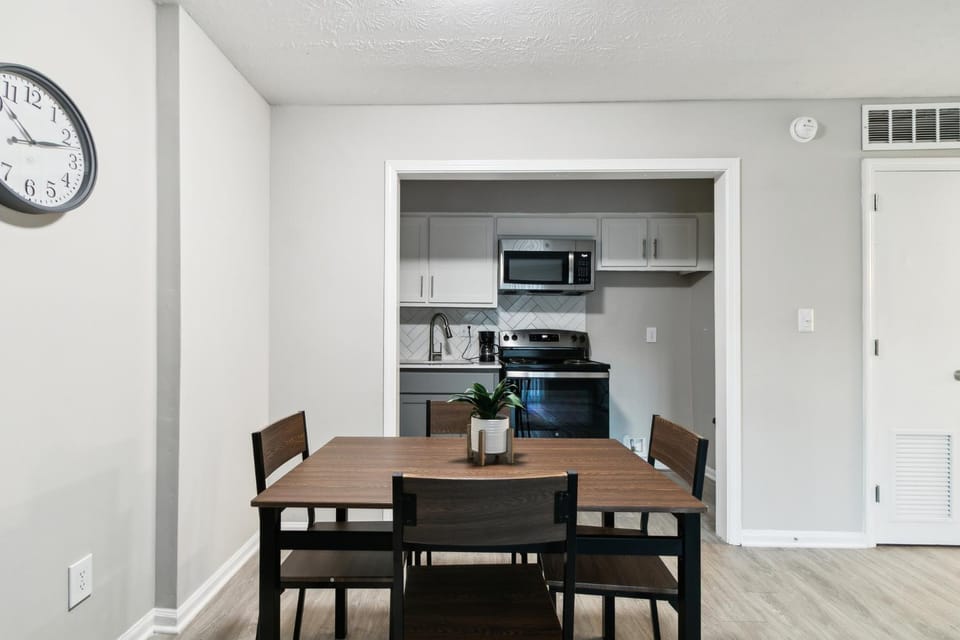 Halsten at Vinings 3406 Spacious 1 Bed 1 Bath Apartment in Vinings