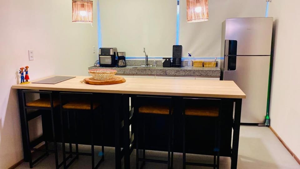 Kitchen or kitchenette, Dining area, stove
