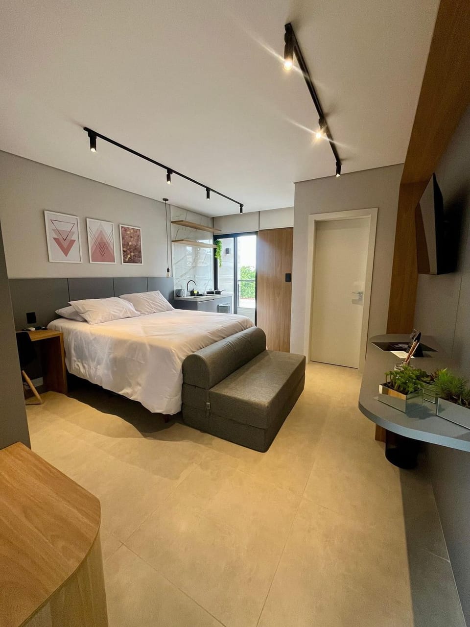 View (from property/room), Photo of the whole room, Bedroom