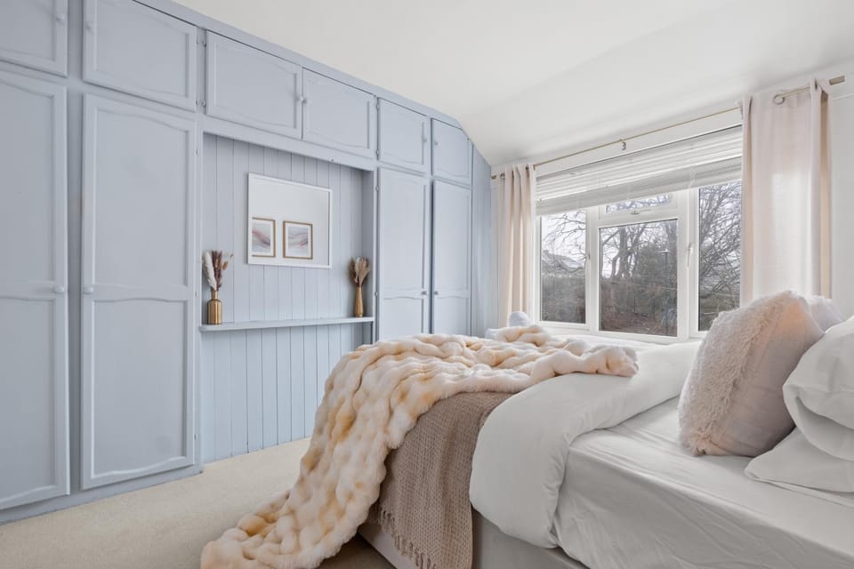 Cozy Willow-Hot Tub, Sleeps9, FreeParking, Netflix House in Birmingham