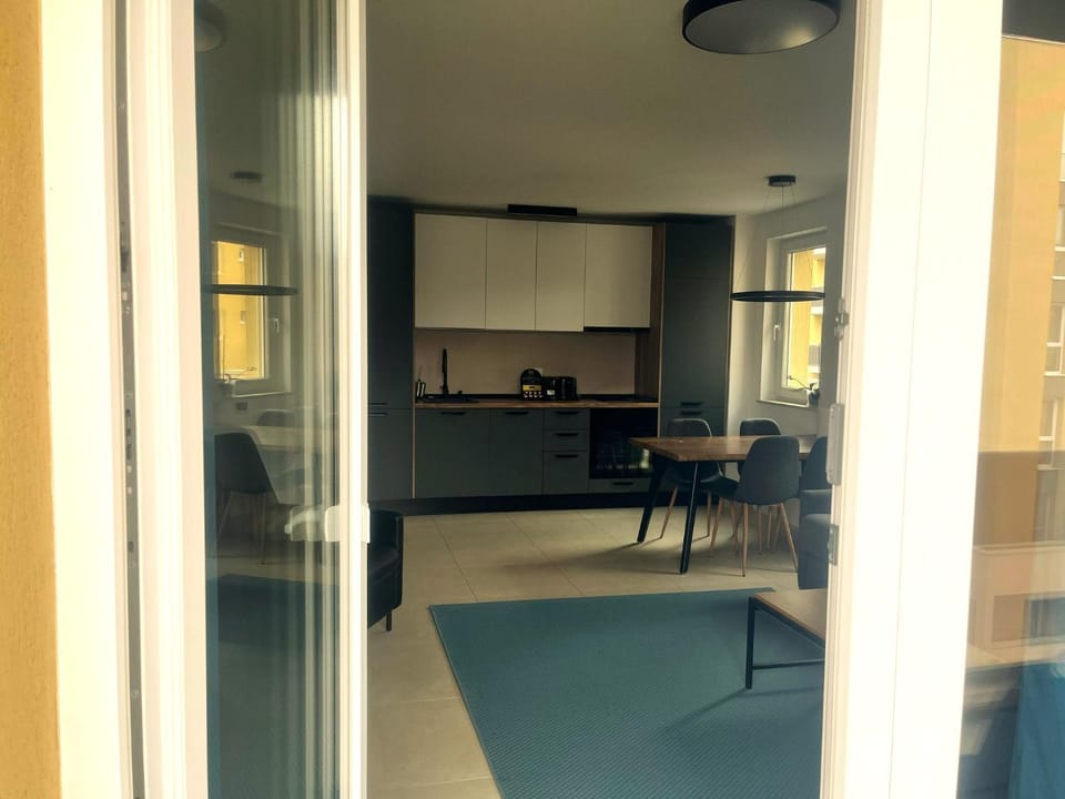 TV and multimedia, Coffee/tea facilities, Balcony/Terrace, Living room, Guests, heating, kitchen