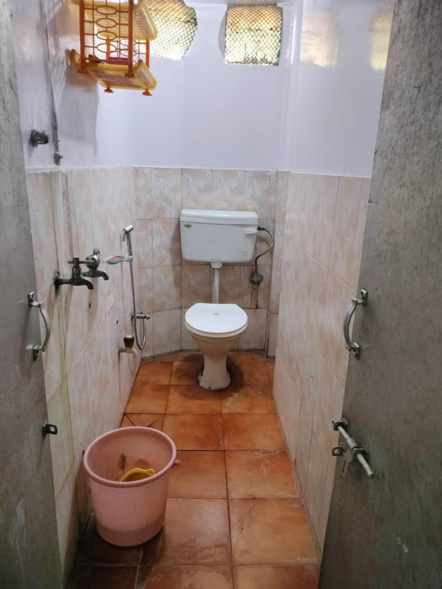 Toilet, Bathroom