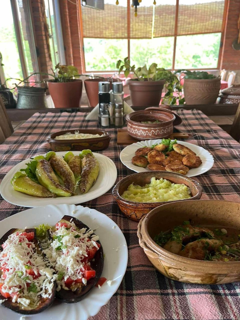 Серменински Чардак Apartment hotel in North Macedonia