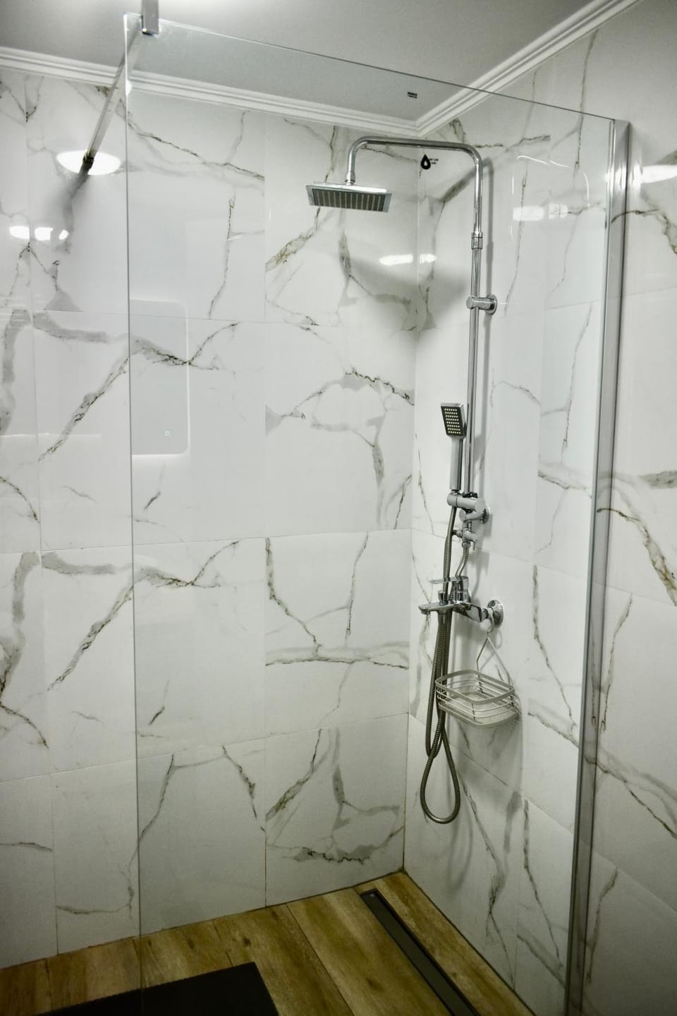 Shower, Bath