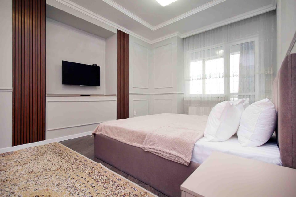 NURLY-TAU-3ROOM-2bedROOM Apartment in Almaty