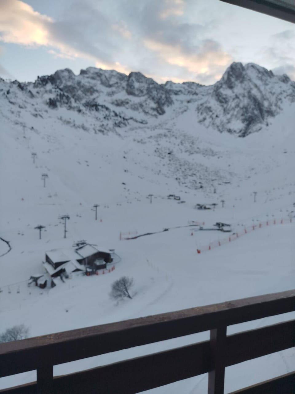 Skiing, Mountain view