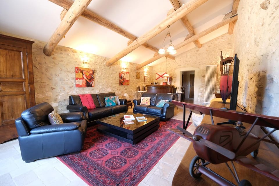 Communal lounge/ TV room, Living room