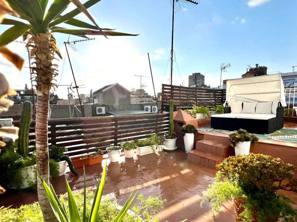 Diamond Rooftop & private terrace sea views Apartment in Barcelona