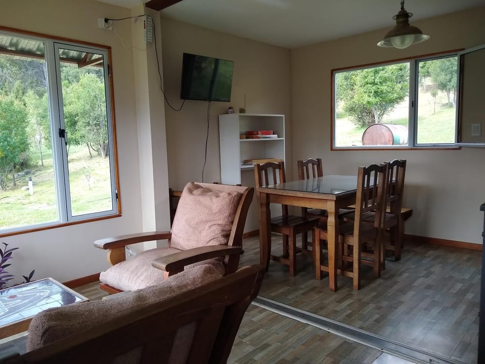 TV and multimedia, Living room, Dining area