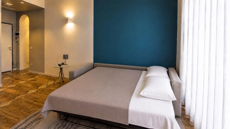 Bed, Photo of the whole room, Bedroom