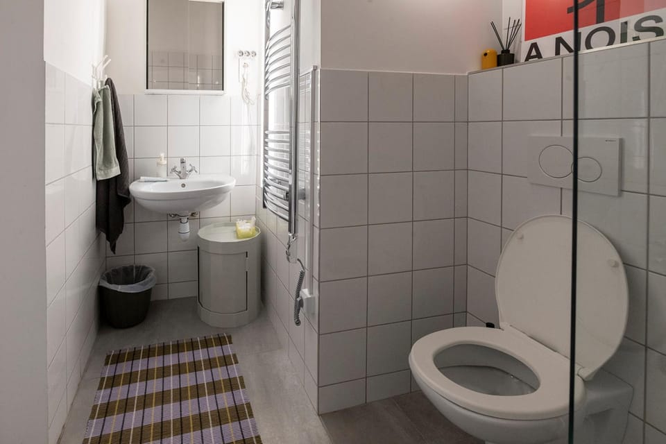 Toilet, Bathroom