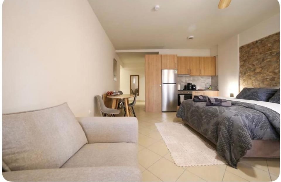 Home4U apt2, just 8Km from airport Apartment in East Attica Regional Unit, Greece