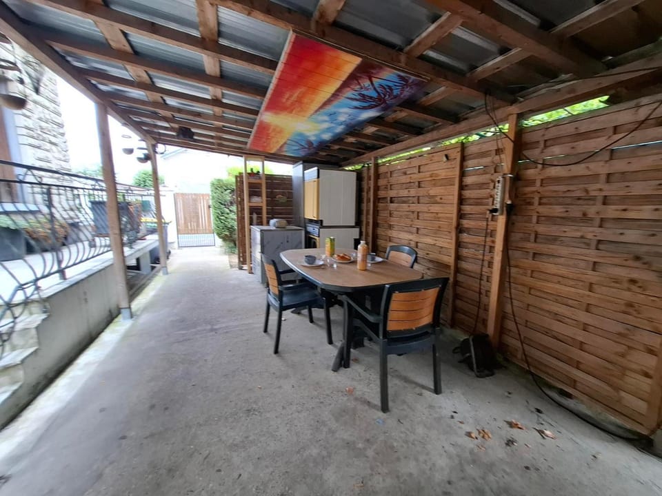 Patio, Day, View (from property/room), Balcony/Terrace, Dining area