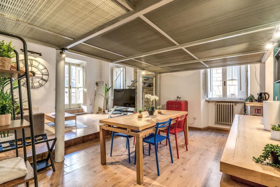 Kitchen or kitchenette, Living room, Dining area