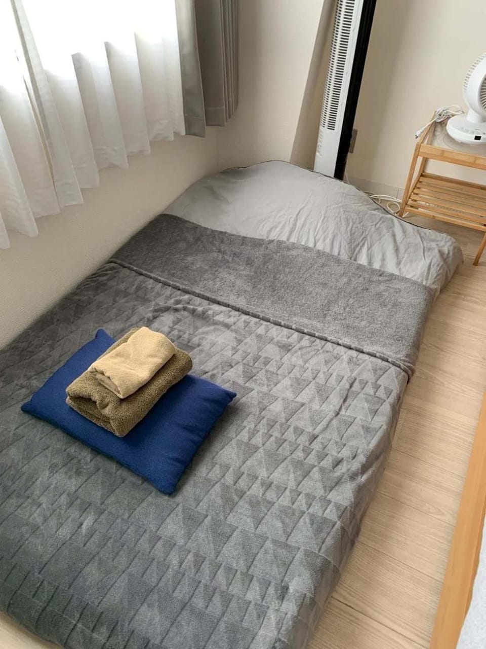 新大阪徒步30秒 Shinosaka Station 30s, Direct to Kansai Airport 關西空港直達, Universal Studio 16 mins, Umeda 6 mins, Kyoto 25 mins, Early Check in Apartment in Osaka
