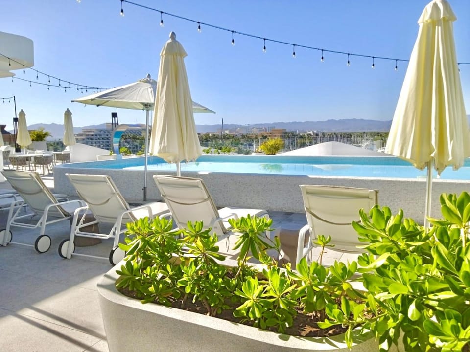 Day, Natural landscape, View (from property/room), Pool view, Swimming pool