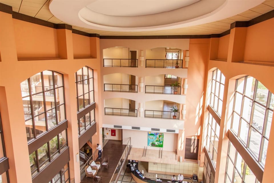 Day, Lobby or reception