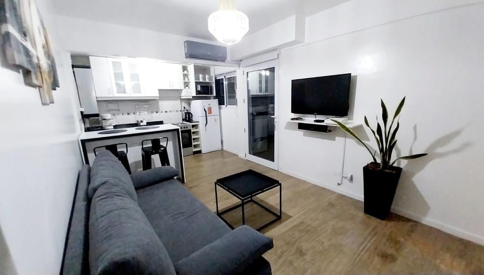 TV and multimedia, Seating area, air conditioner