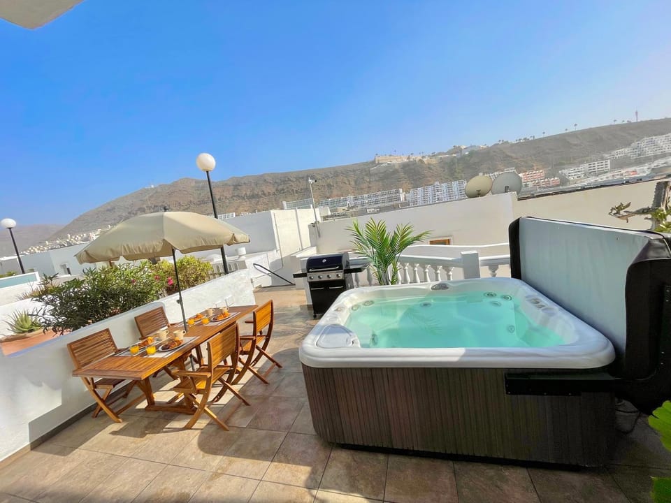 Paradise Dúplex Calm & Jacuzzi Puerto Rico House in Puerto Rico de Gran Canaria