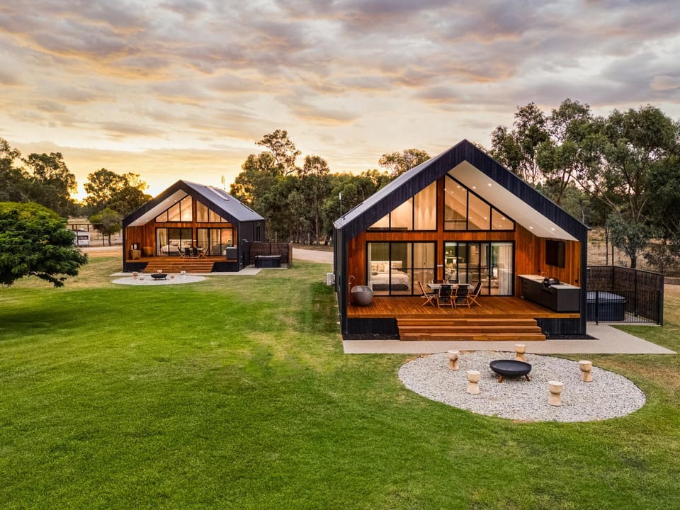Goolwa River Retreat House in Moama