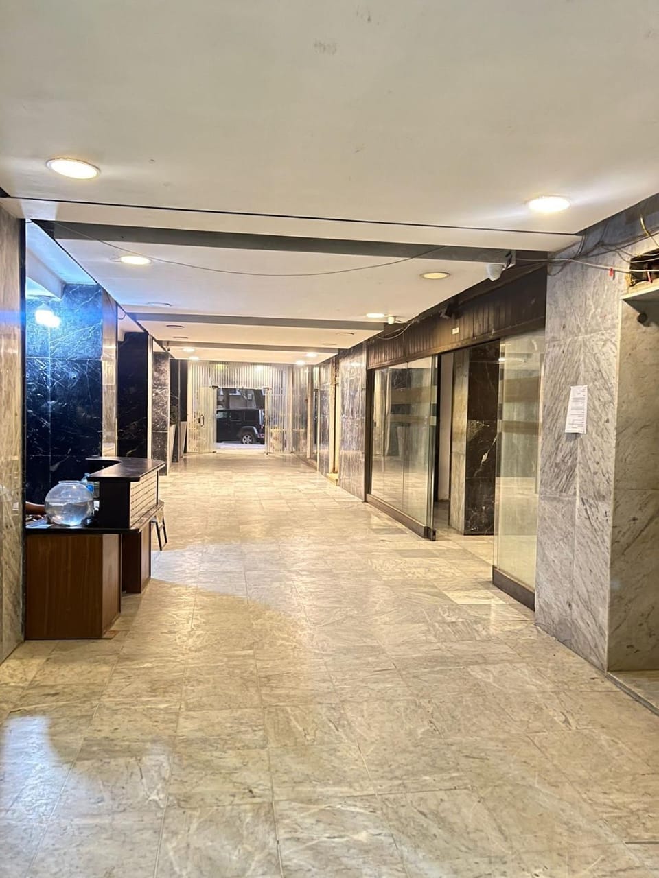 Facade/entrance