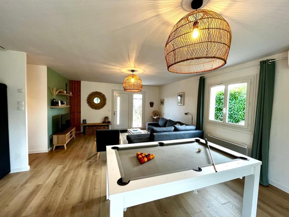 Maison moderne près du lac avec jardin et véranda à Sanguinet, pour 10 personnes - FR-1-319-584 House in Sanguinet