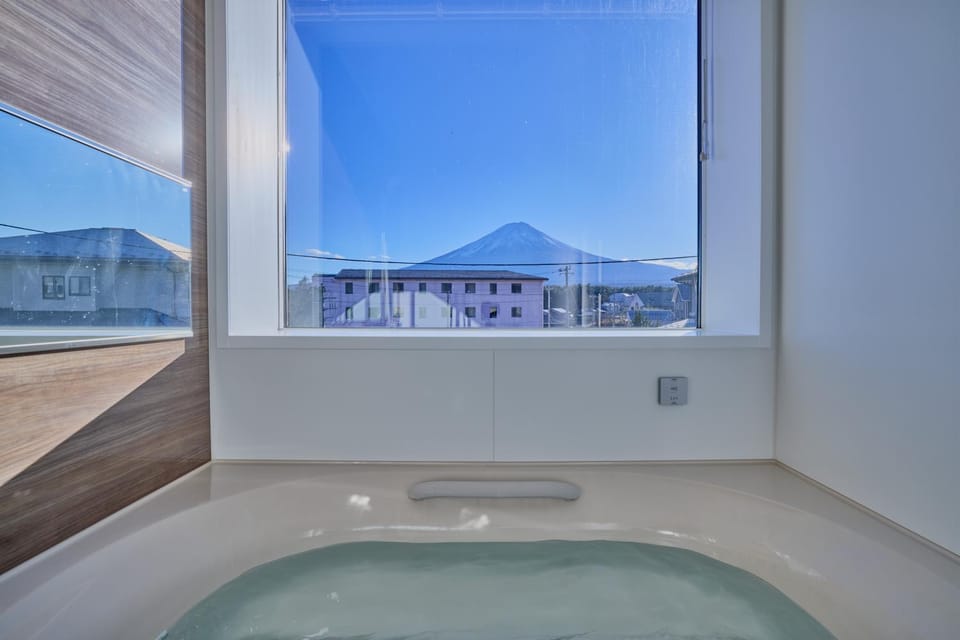 Bathroom, Mountain view, Bath