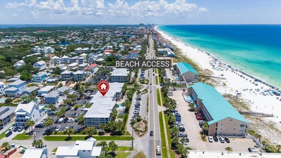 Oar'asis Heated Pool Beach View House in Destin