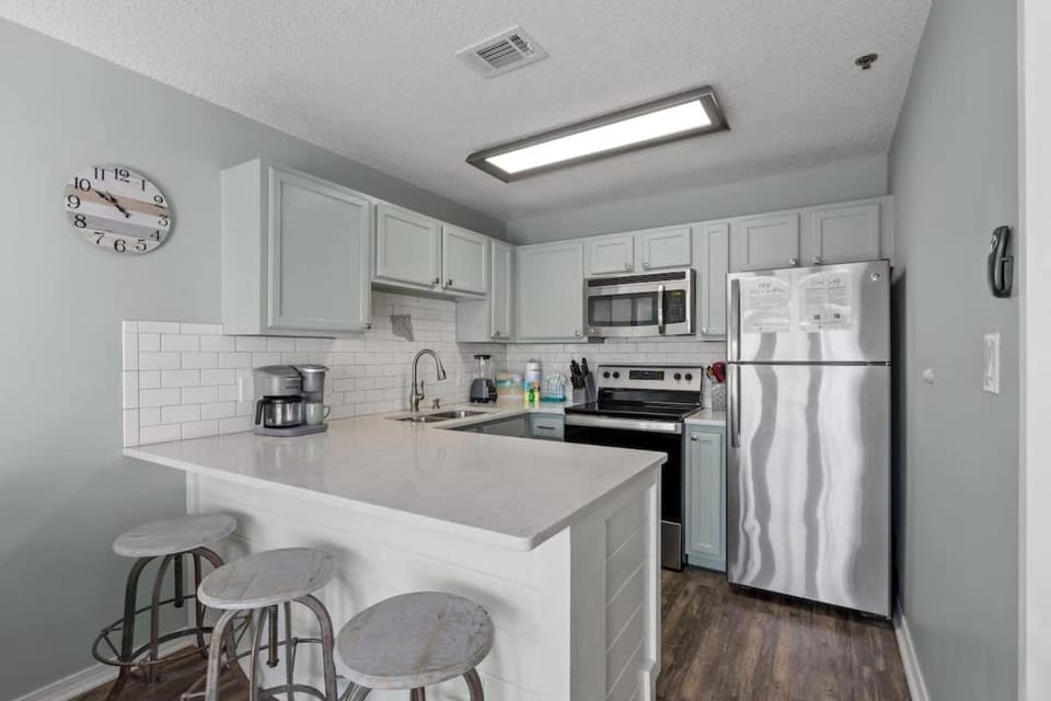 Oar'asis Heated Pool Beach View House in Destin