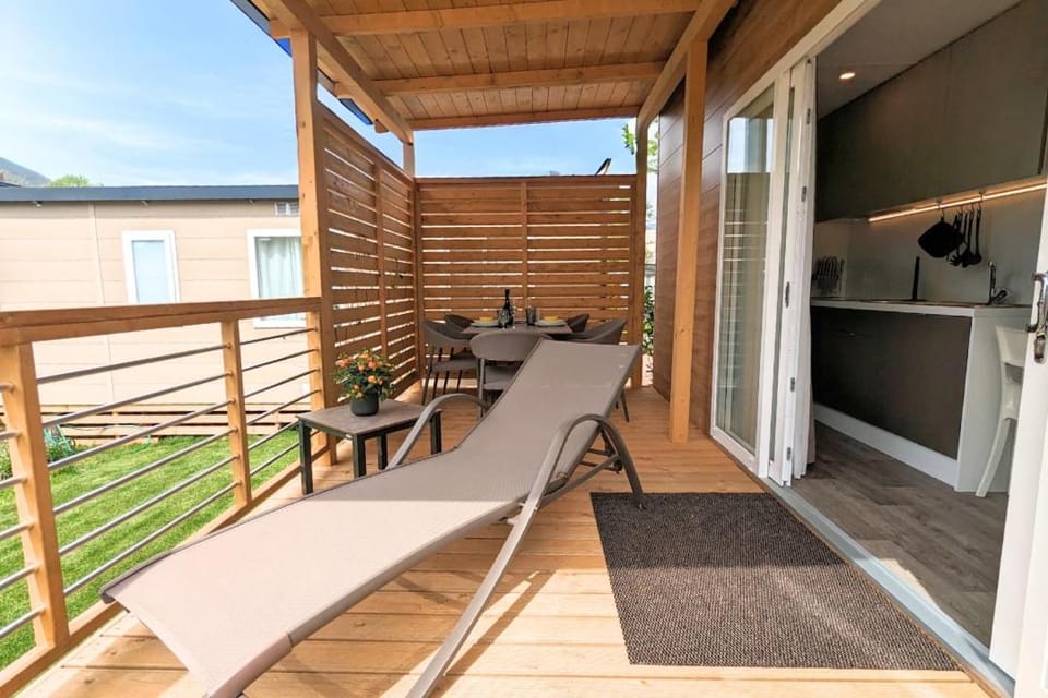 Patio, Balcony/Terrace