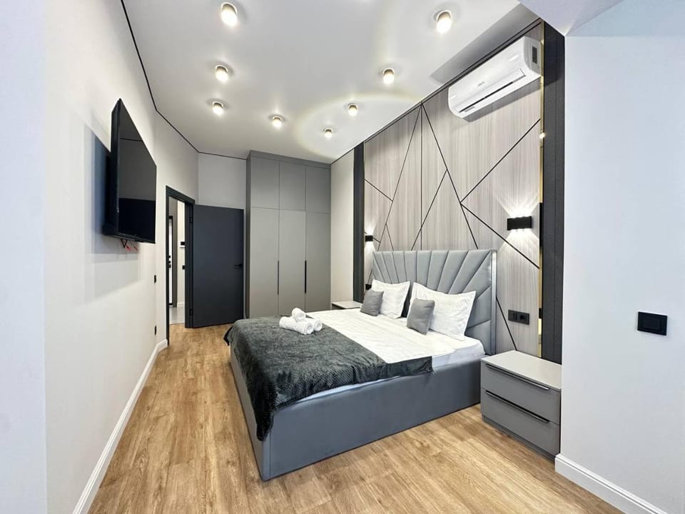 Bed, Photo of the whole room