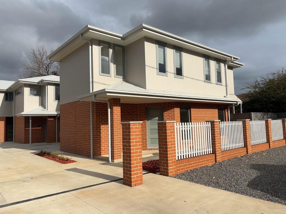 Property building, Day, Neighbourhood, Street view