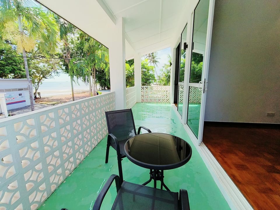 Patio, Balcony/Terrace
