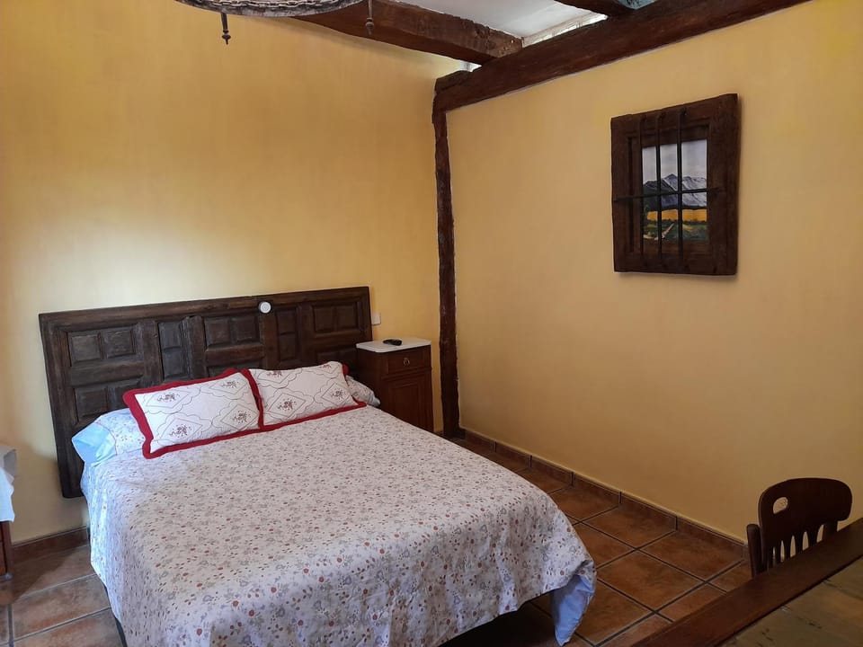 Casa Blanca Country House in Aragon